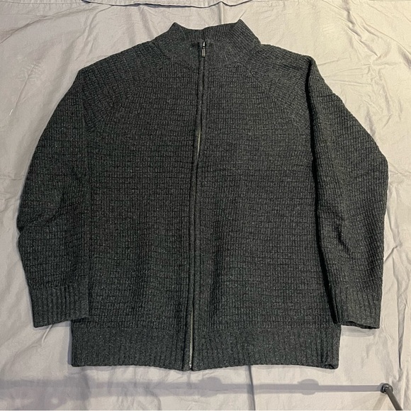 Aspen zippered cardigan - Picture 2 of 3